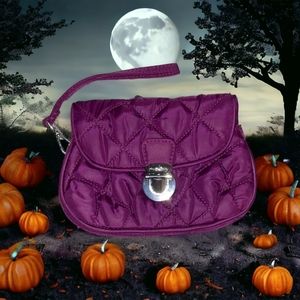 🎃 Vera Bradley Quilted Wristlet